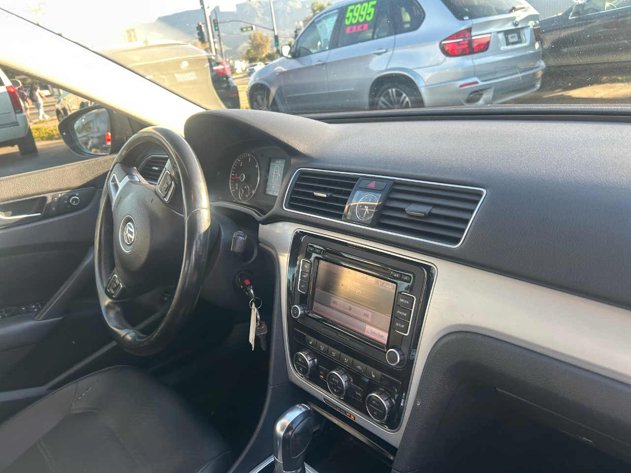 Volkswagen Passat 2.0L TDI SEL2 2012