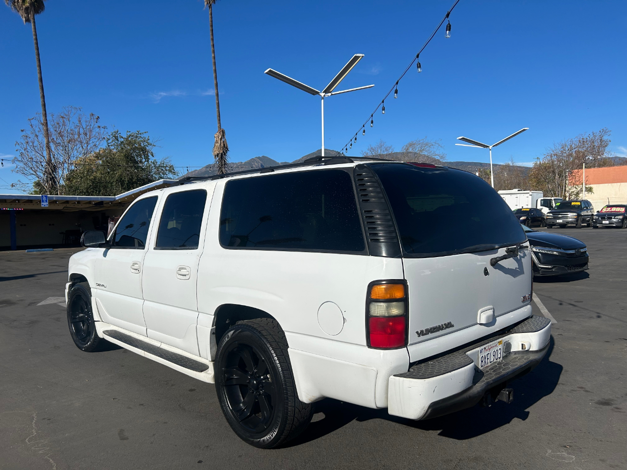 GMC Yukon Denali XL 2004