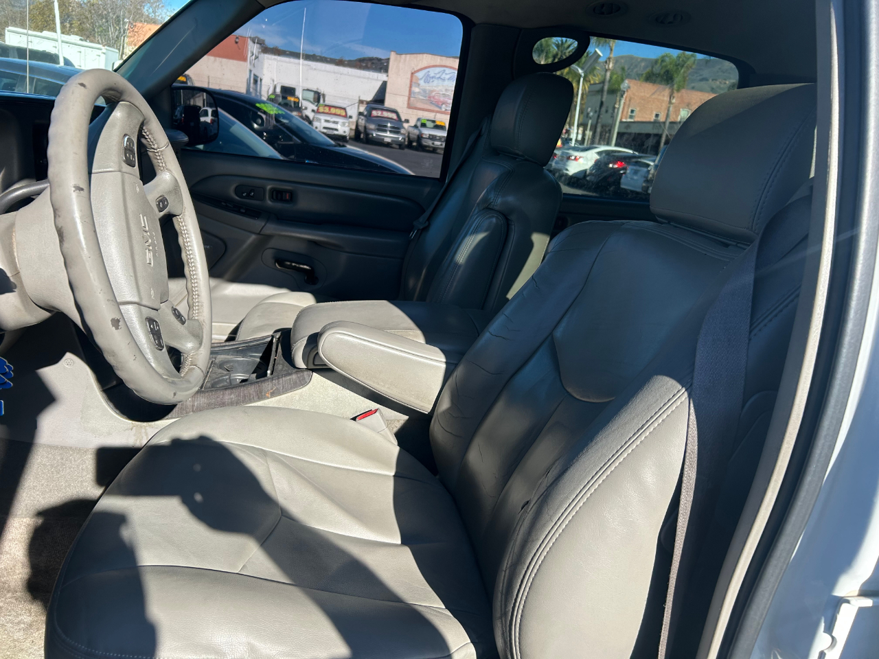 GMC Yukon Denali XL 2004