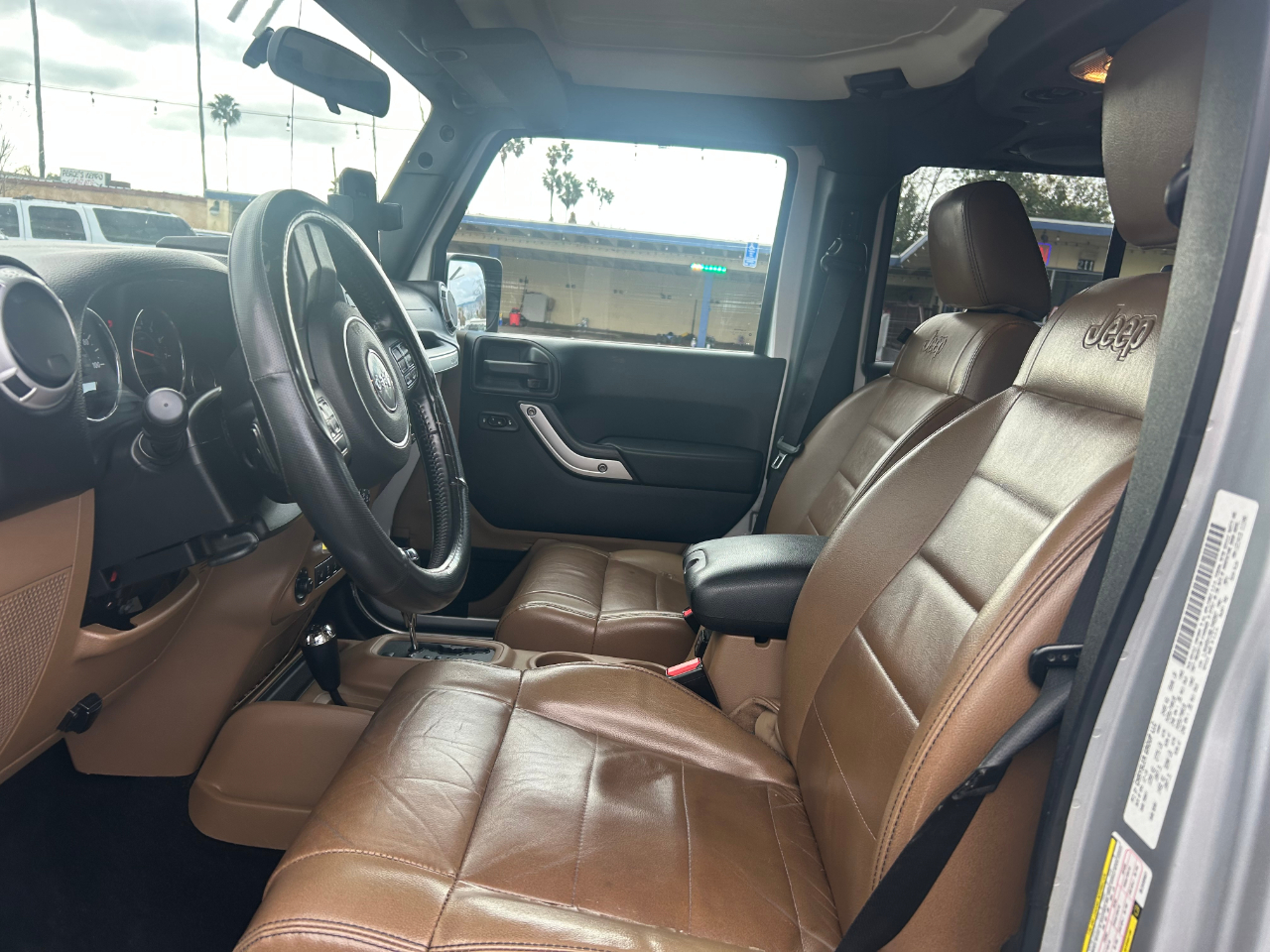 Jeep Wrangler Unlimited Sahara 4WD 2011