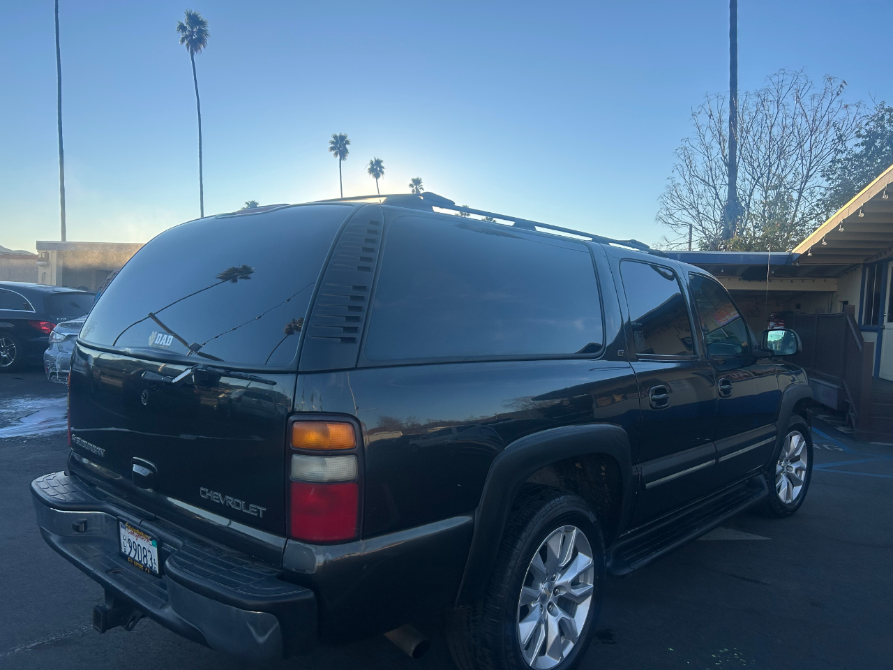 Chevrolet Suburban 1500 2WD 2004