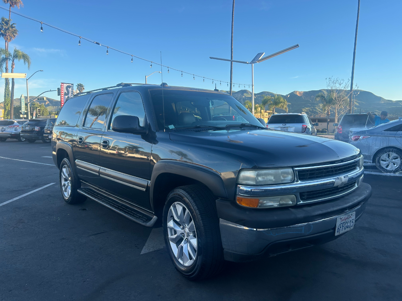 Chevrolet Suburban 1500 2WD 2004