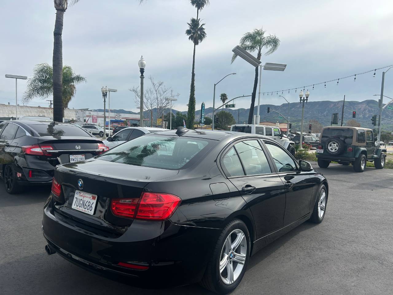 BMW 3-Series 328i Sedan 2013