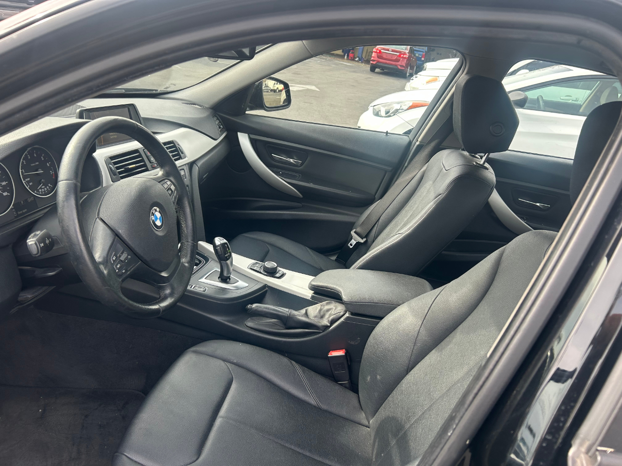 BMW 3-Series 328i Sedan 2013