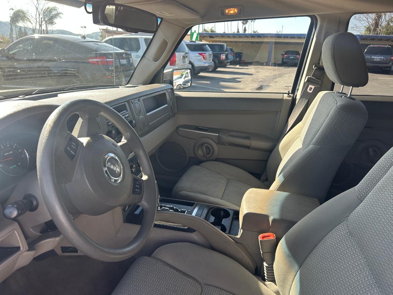 Jeep Commander 2WD 2006