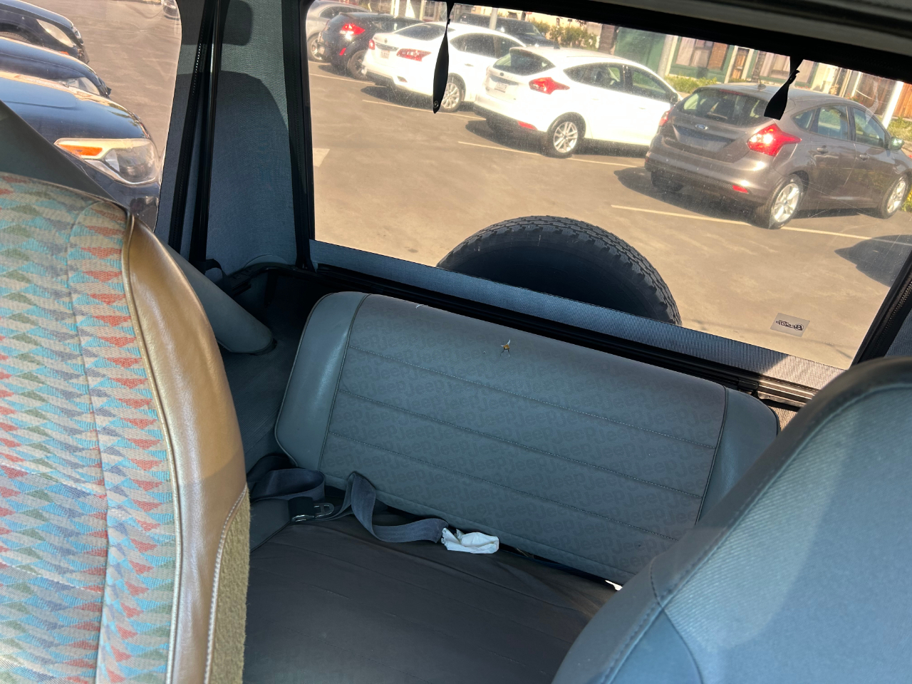 Jeep Wrangler SE 2D SUV 4WD 1990