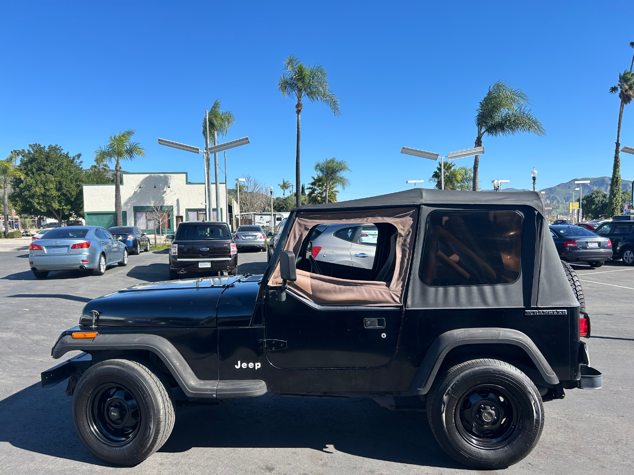 Jeep Wrangler SE 2D SUV 4WD 1990