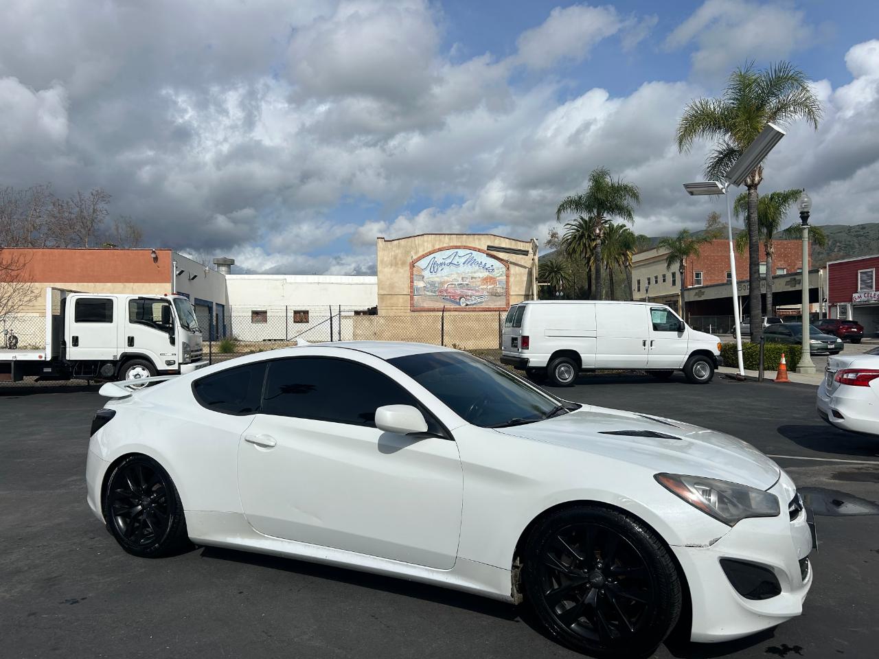 2013 Hyundai Genesis Coupe 2.0T Auto