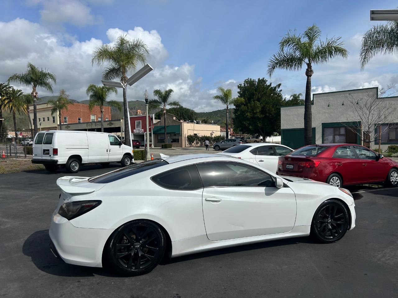 Hyundai Genesis Coupe 2.0T Auto 2013