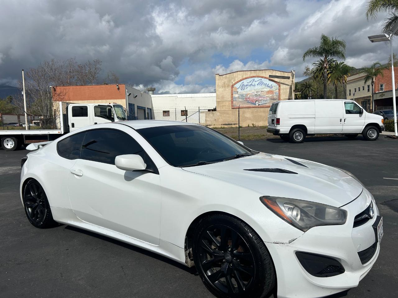 Hyundai Genesis Coupe 2.0T Auto 2013