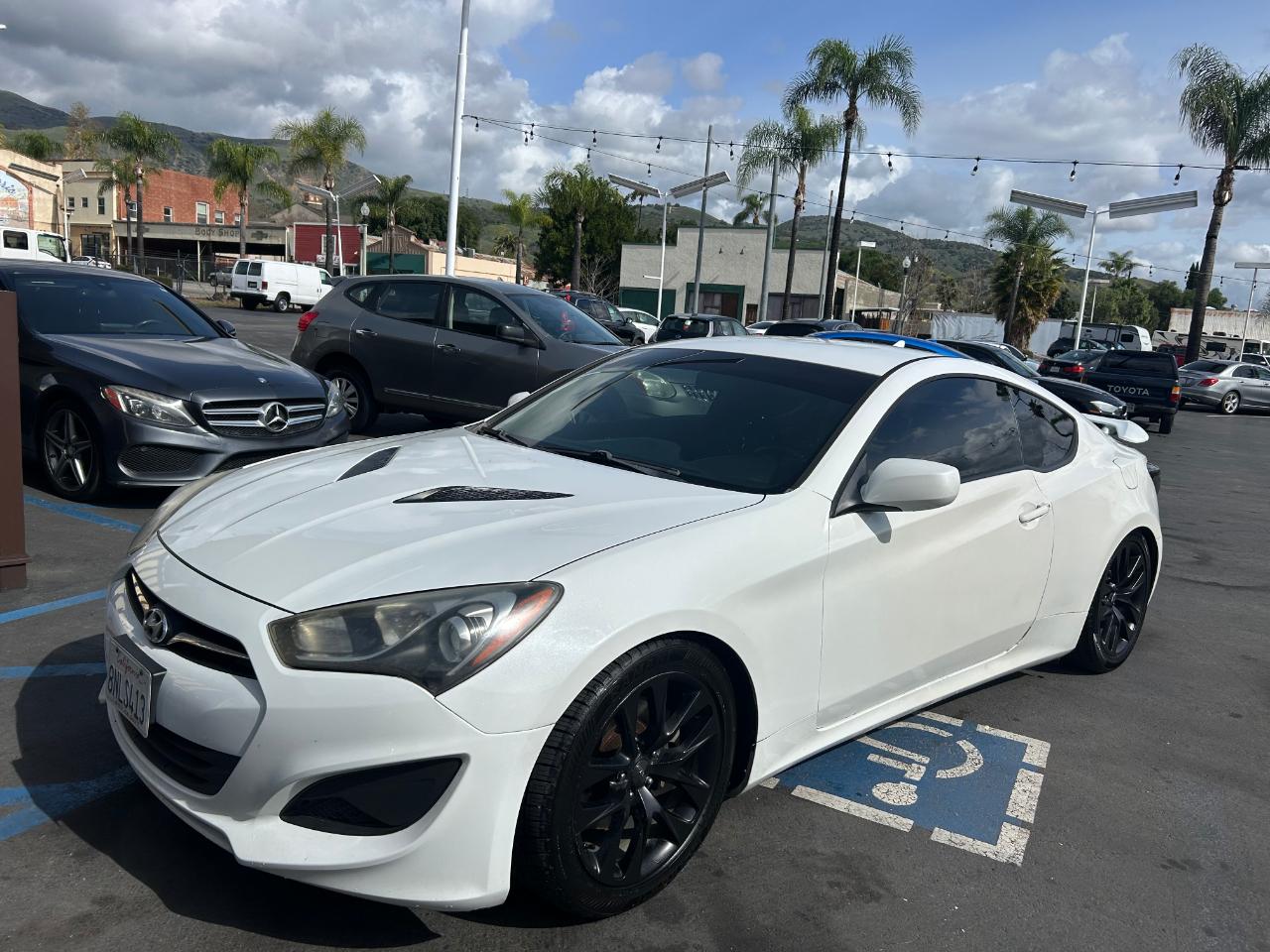 Hyundai Genesis Coupe 2.0T Auto 2013