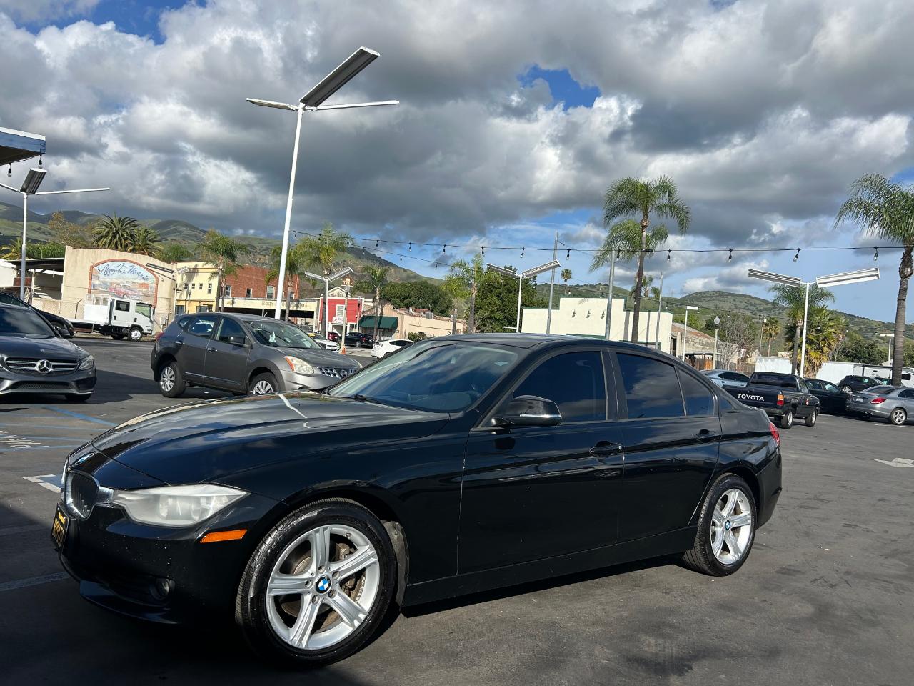 BMW 3-Series 328i Sedan 2012