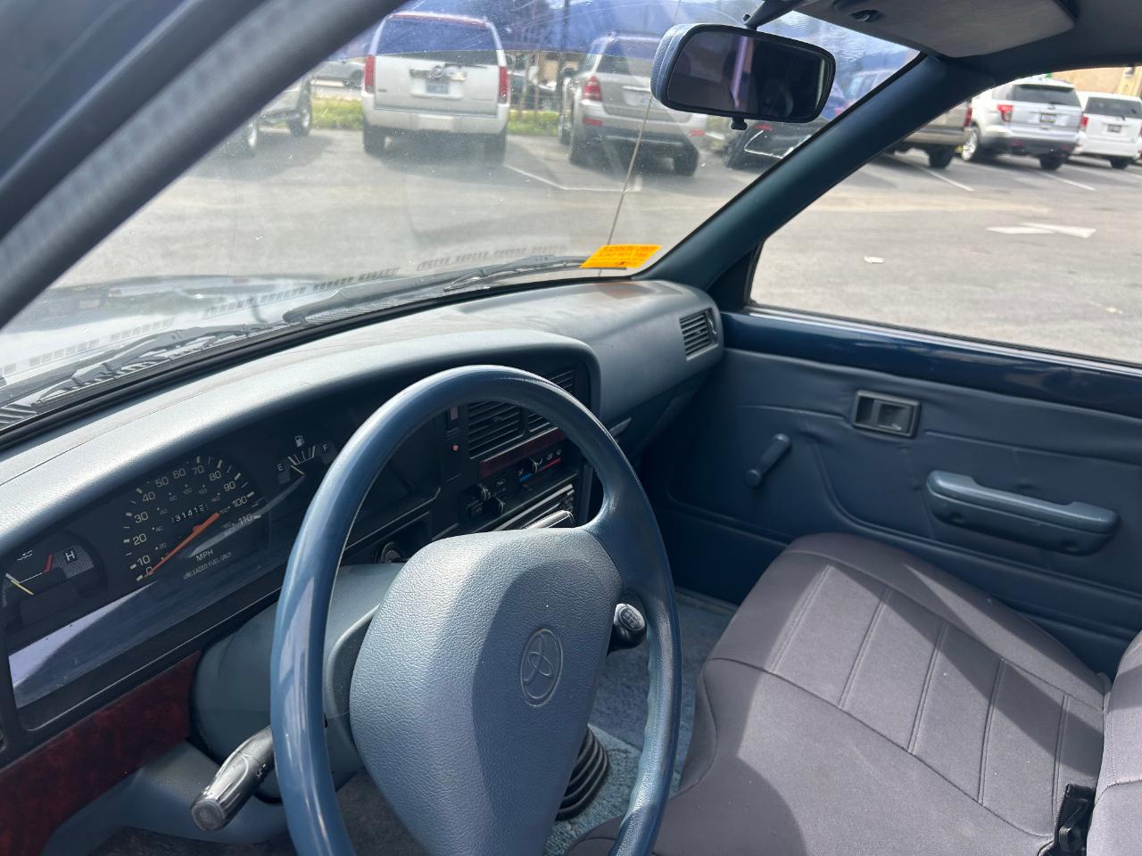 Toyota Pickup Reg. Cab 2WD 1993