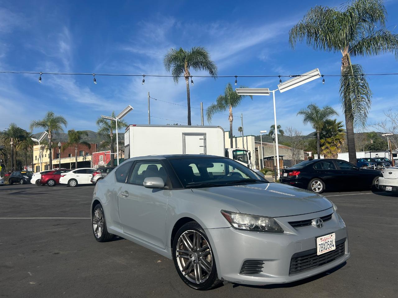 Scion tC Sports Coupe 6-Spd AT 2013