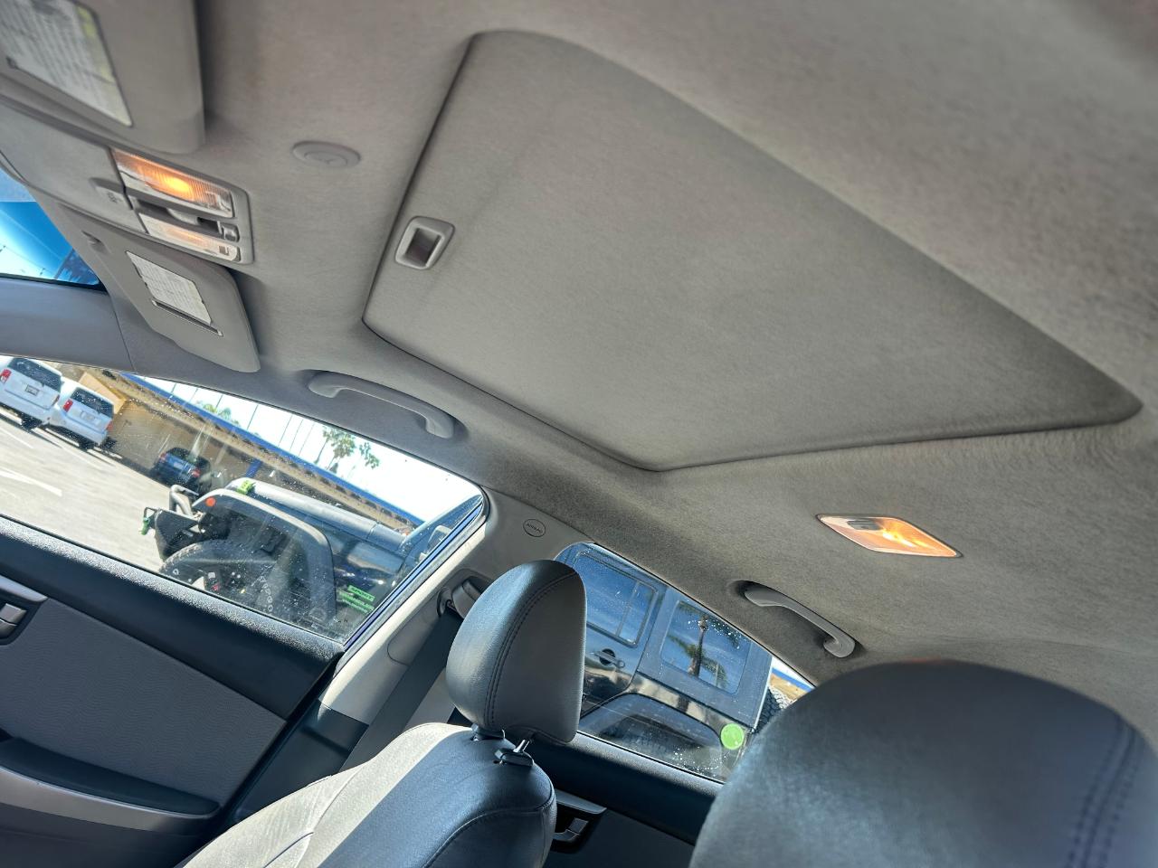 Hyundai Elantra Limited 2013