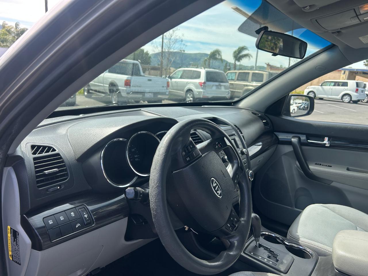 Kia Sorento LX 2WD 2013