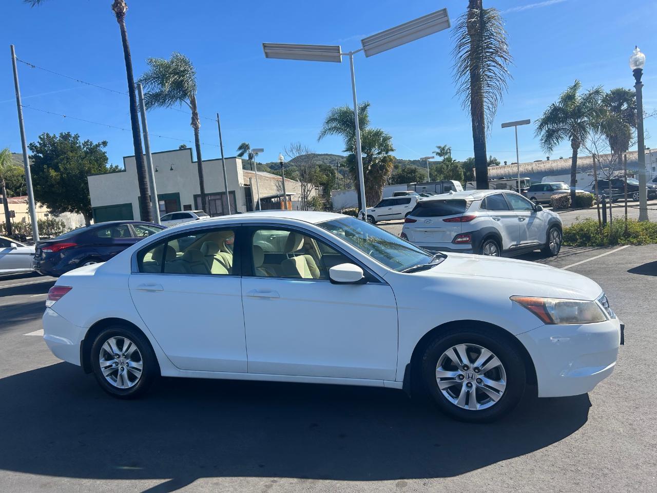 Honda Accord LX-P Sedan AT 2009