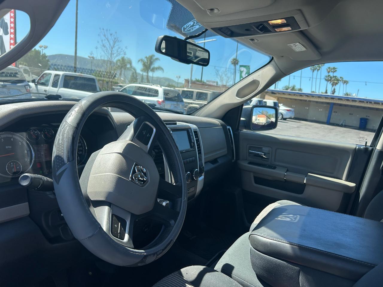 RAM 1500 ST Crew Cab 2WD 2011