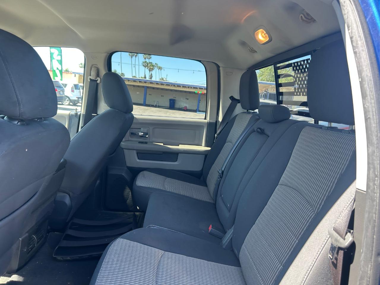 RAM 1500 ST Crew Cab 2WD 2011