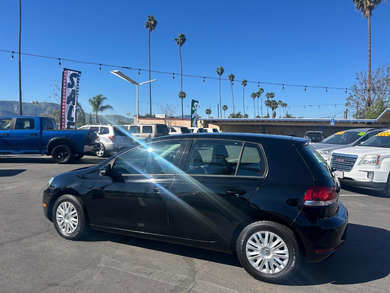 Volkswagen Golf 2.5L 4-Door PZEV 2010