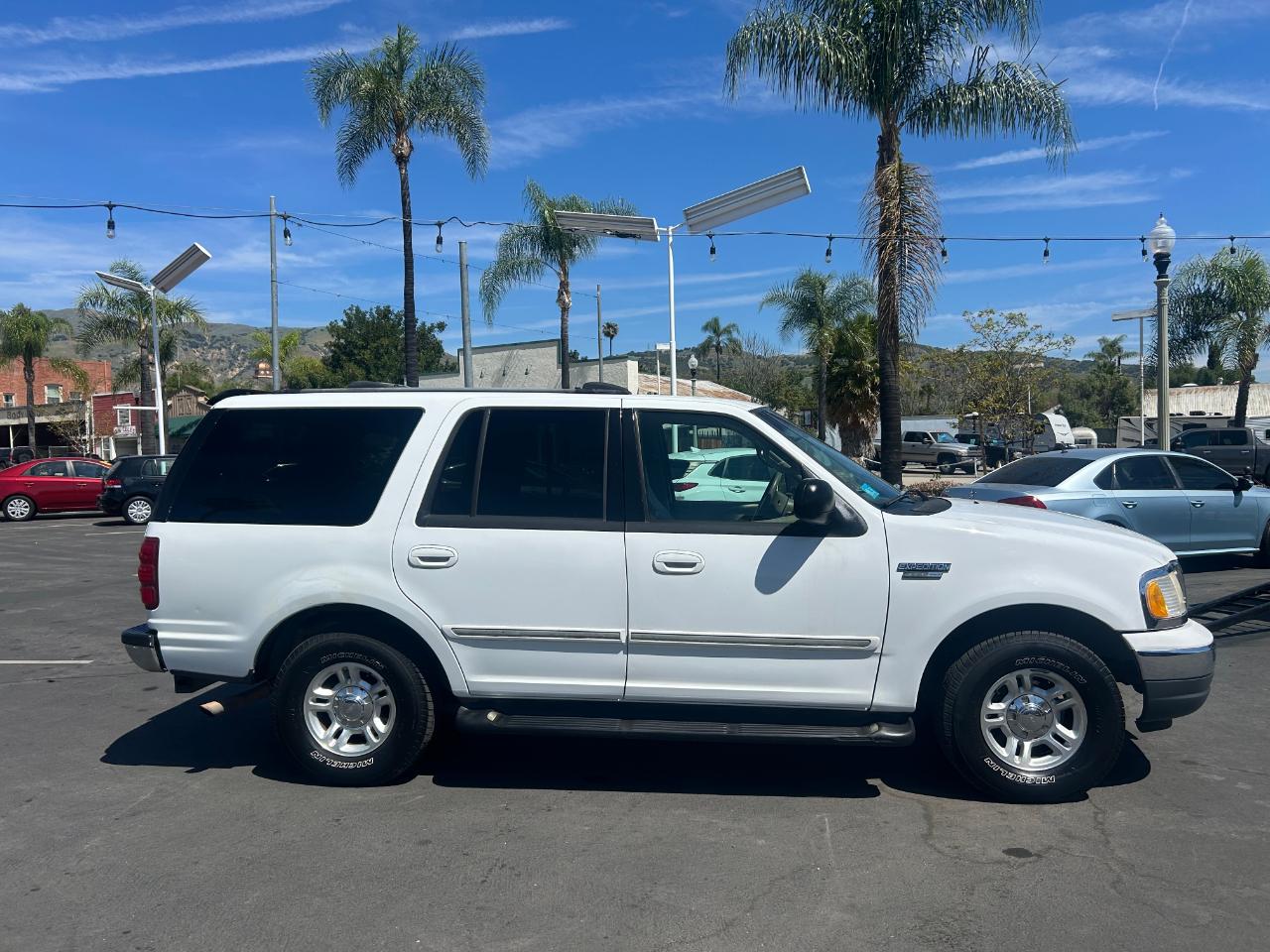 Ford Expedition XLT 2WD 2001