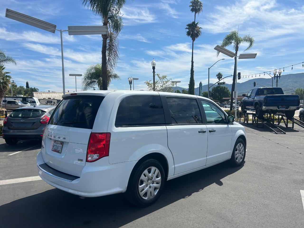 Dodge Grand Caravan SE 2019