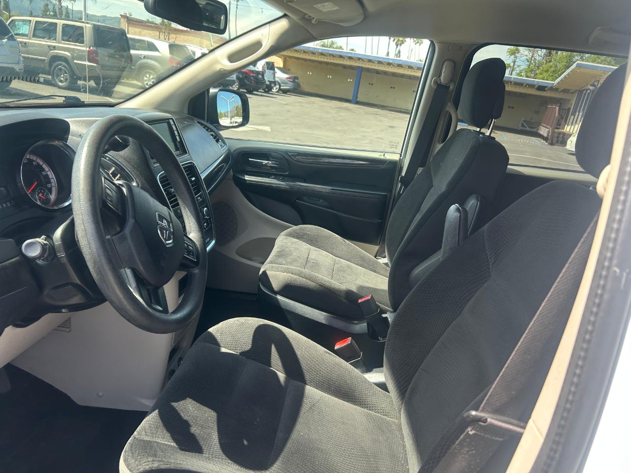 Dodge Grand Caravan SE 2019