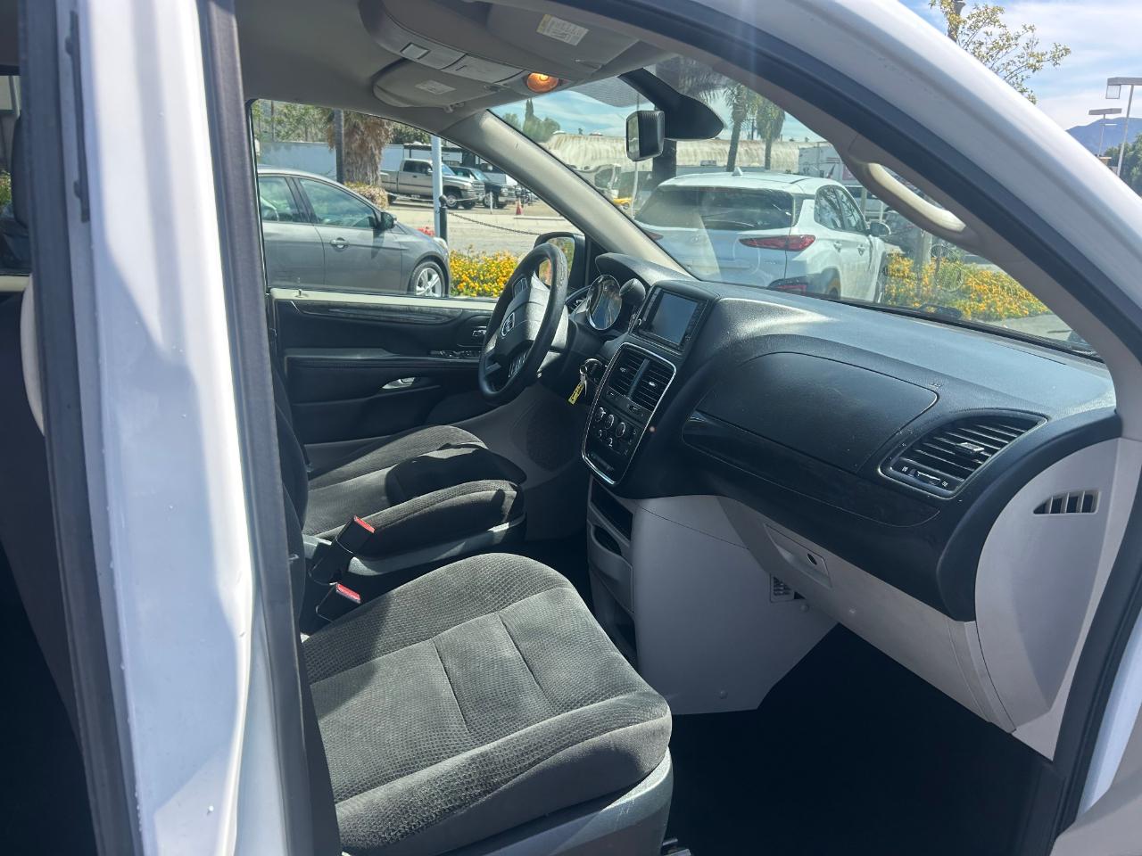 Dodge Grand Caravan SE 2019