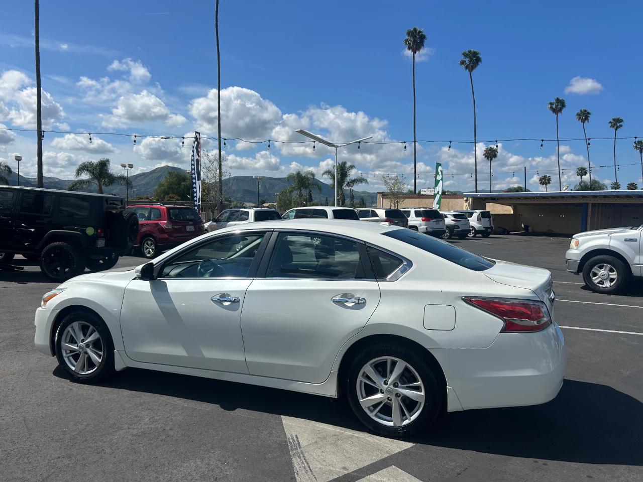 Nissan Altima 4dr Sdn I4 2.5 SV 2015