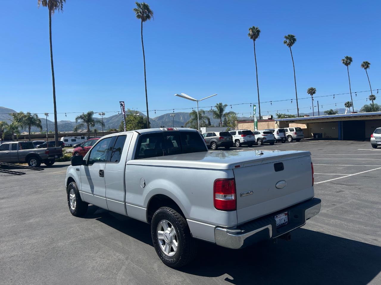 Ford F-150 Supercab 145" Lariat 2004