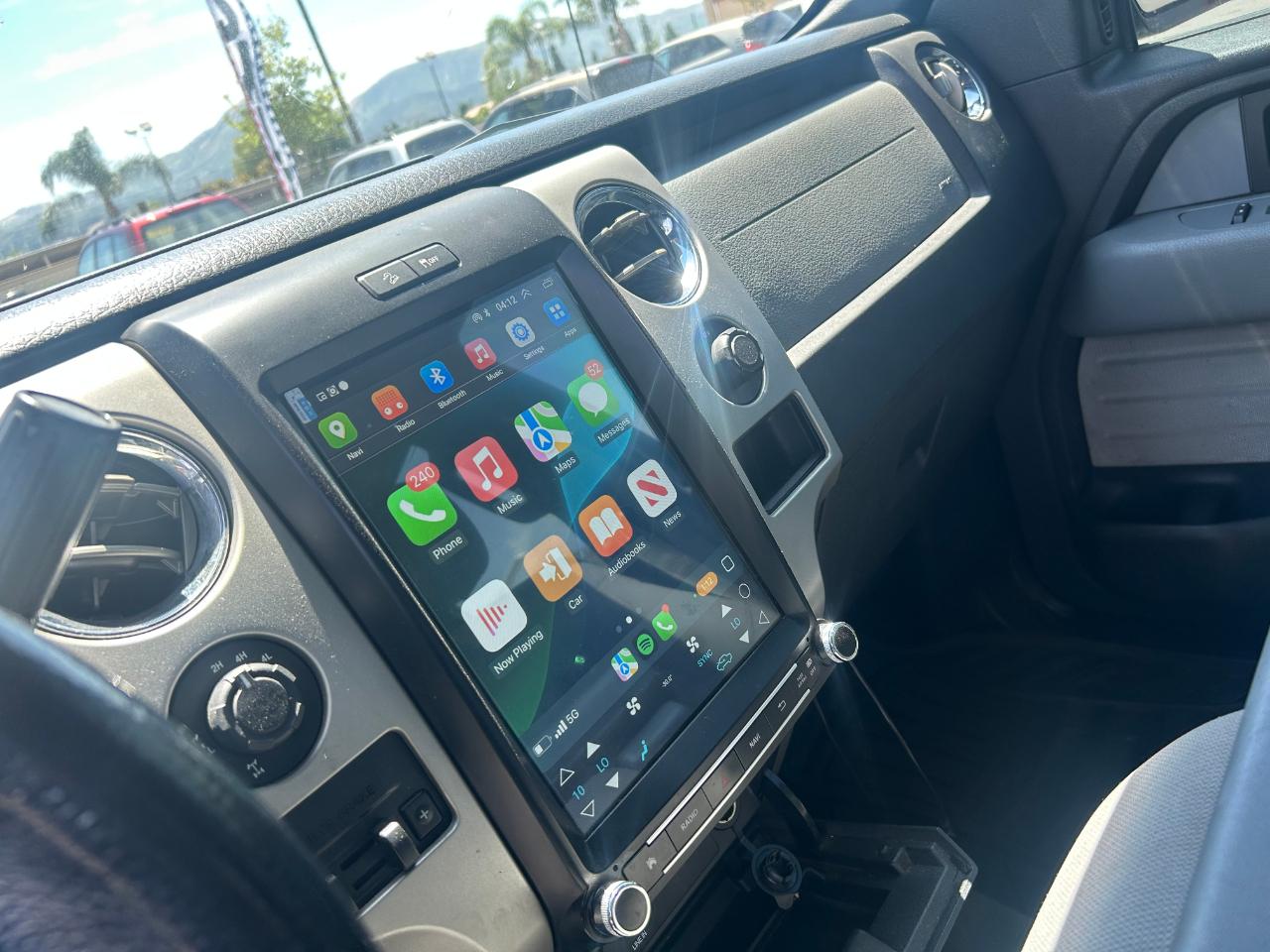 Ford F-150 4WD SuperCrew 145" King Ranch 2014