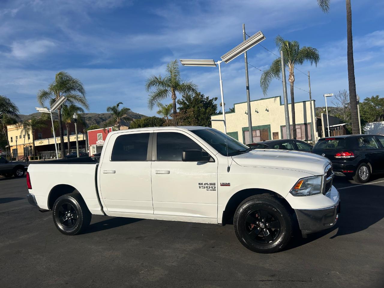 RAM 1500 Classic SLT 4x4 Crew Cab 5'7" Box 2019