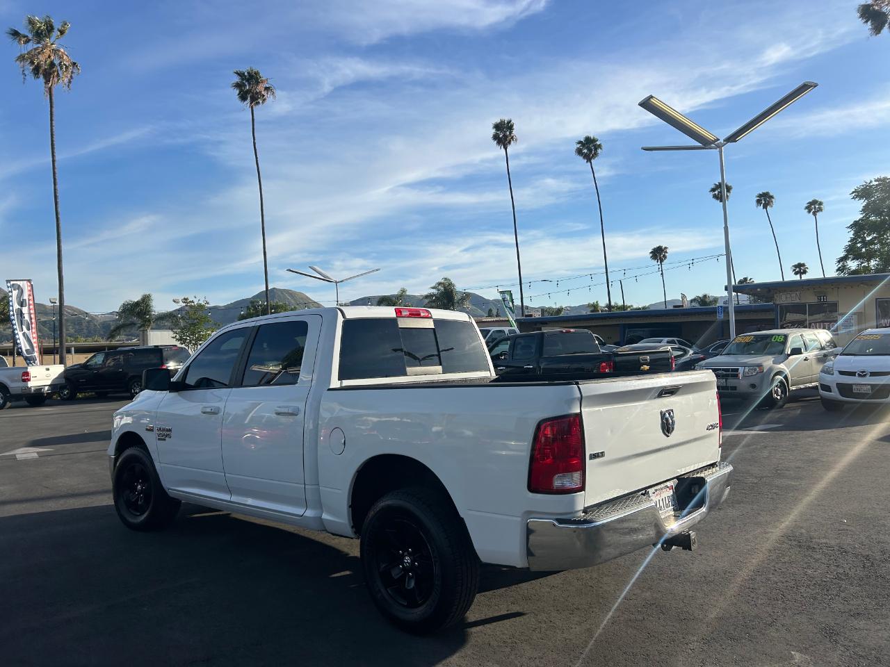 RAM 1500 Classic SLT 4x4 Crew Cab 5'7" Box 2019