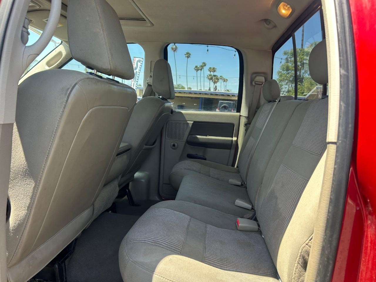 Dodge Ram 1500 4WD Quad Cab 140.5" SLT 2007