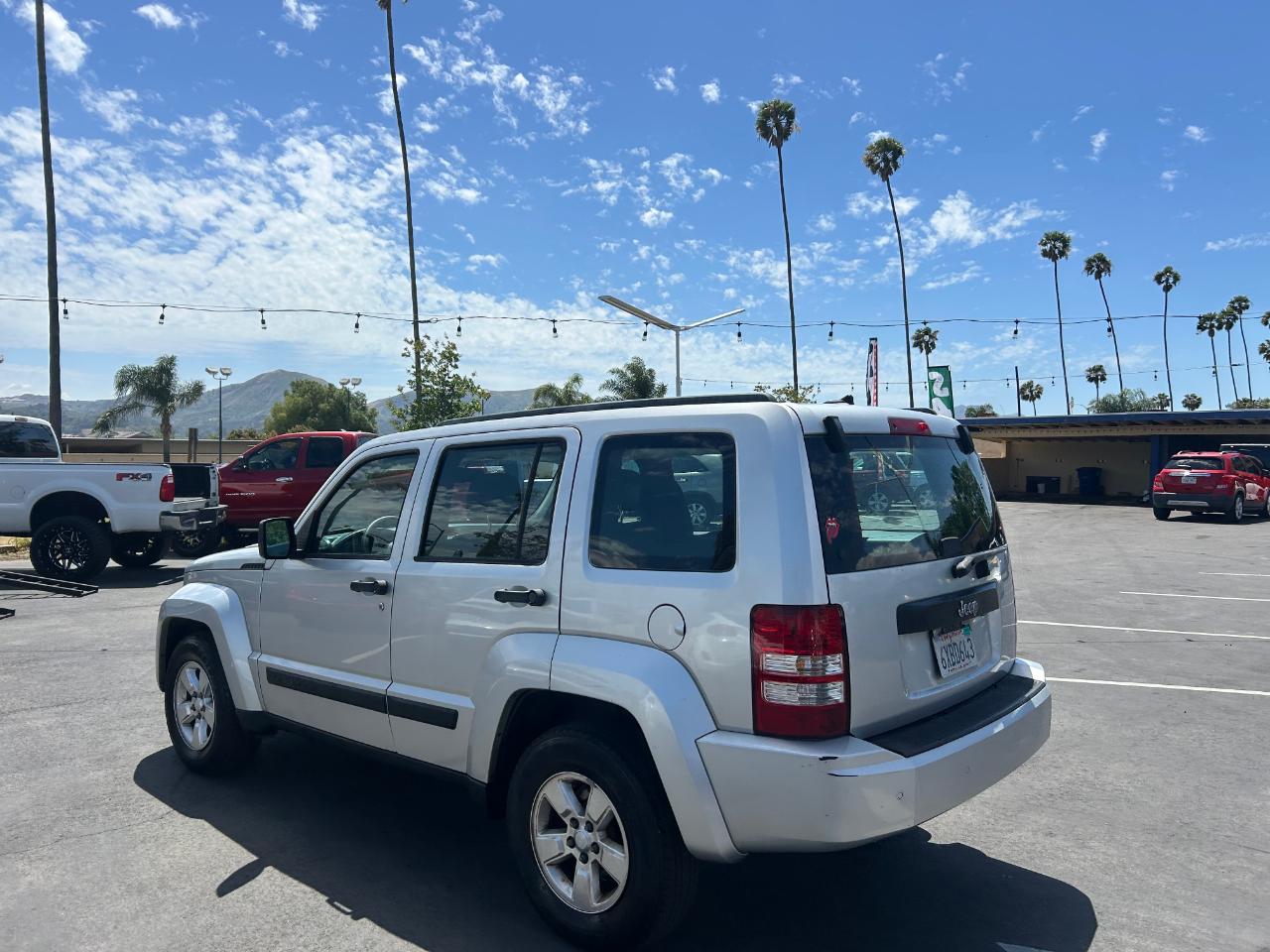 Jeep Liberty RWD 4dr Sport 2012