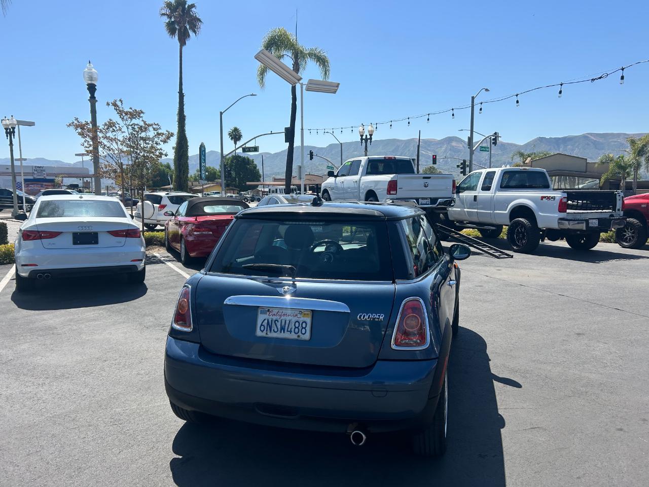 MINI Cooper Hardtop 2dr Cpe 2010