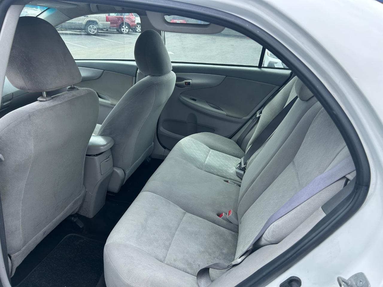 Toyota Corolla 4dr Sdn Auto (Natl) 2009
