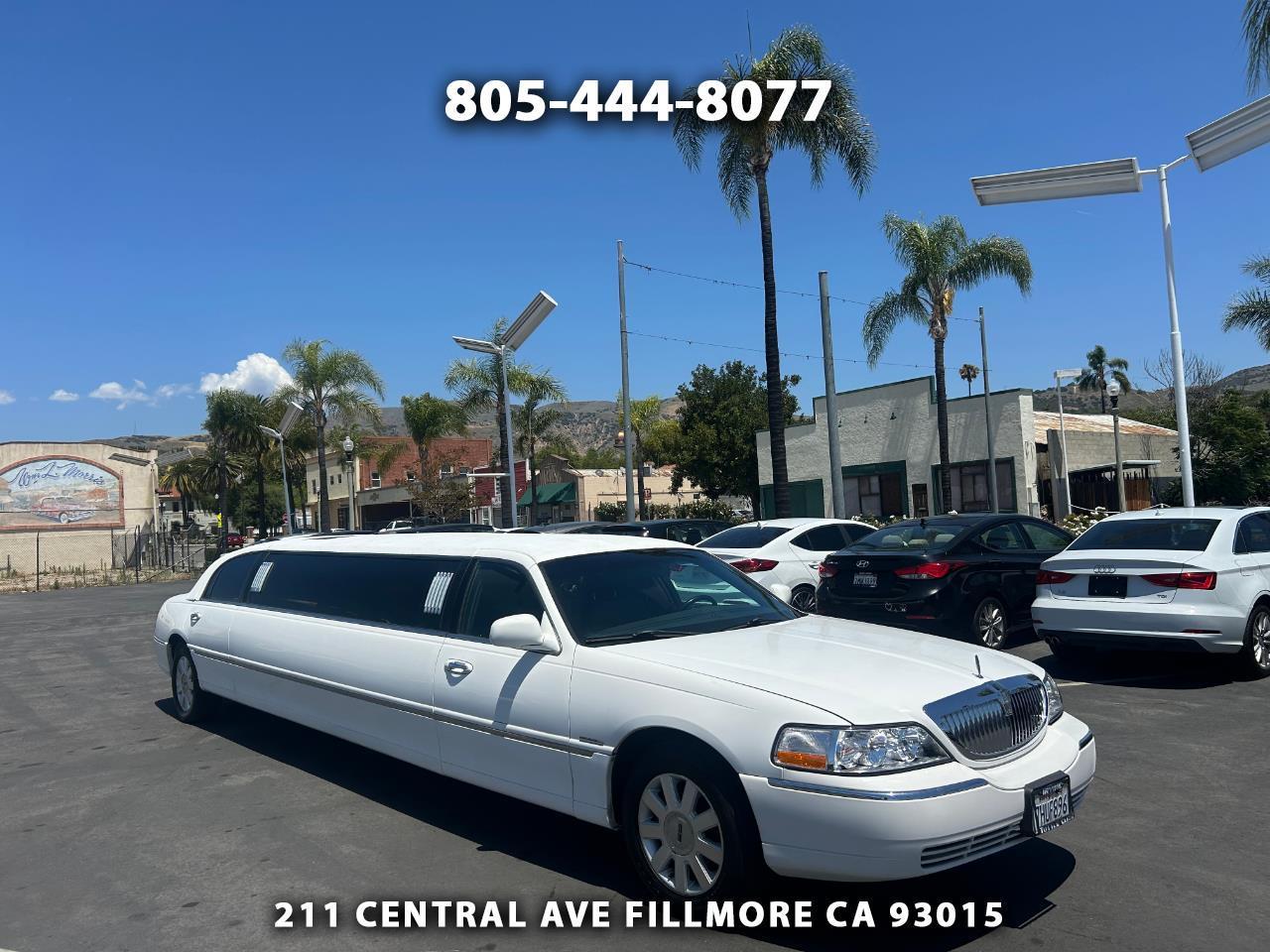 Lincoln Town Car 4dr Sdn Executive w/Livery Pkg 2004
