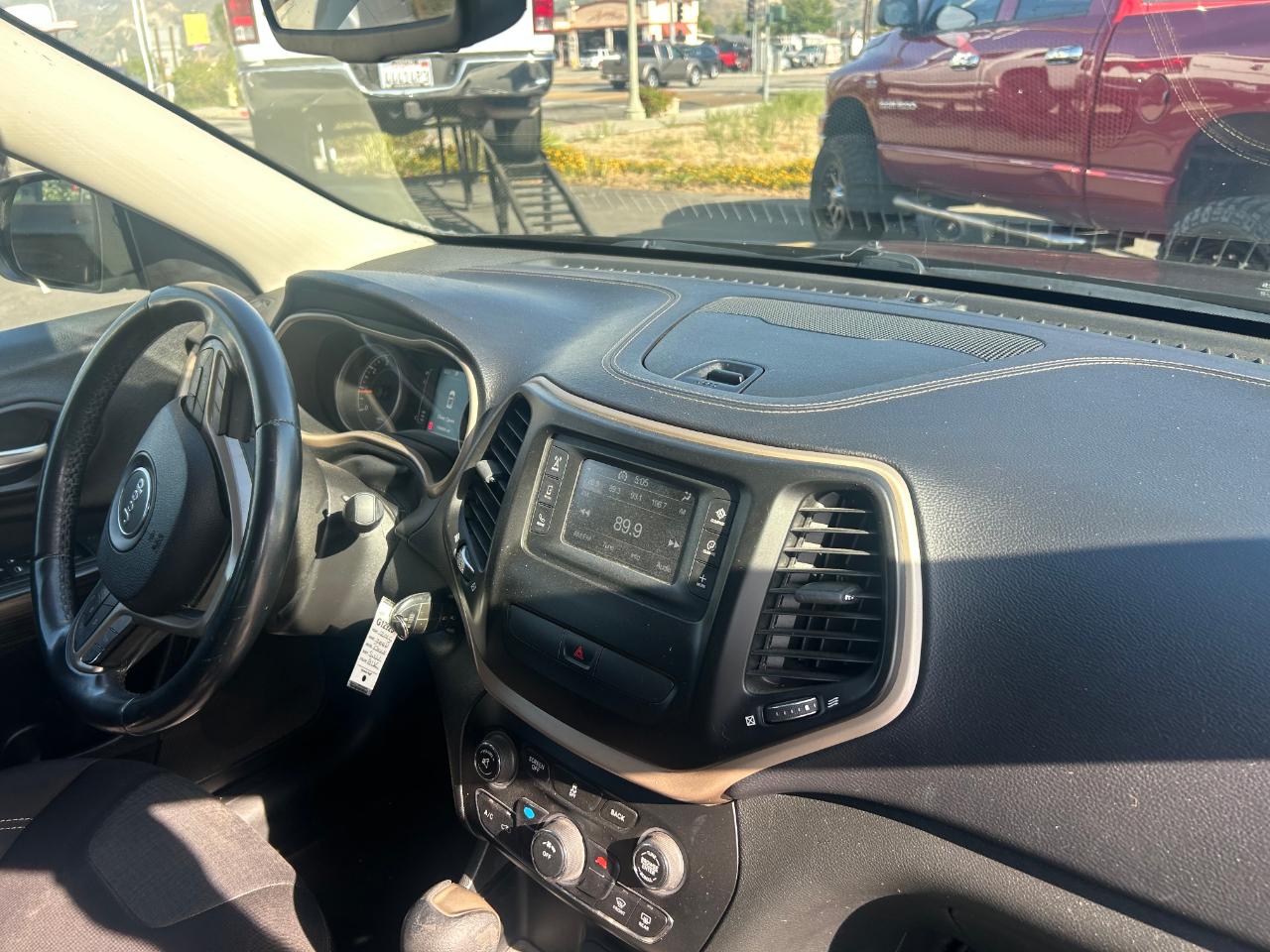Jeep Cherokee FWD 4dr Latitude 2015