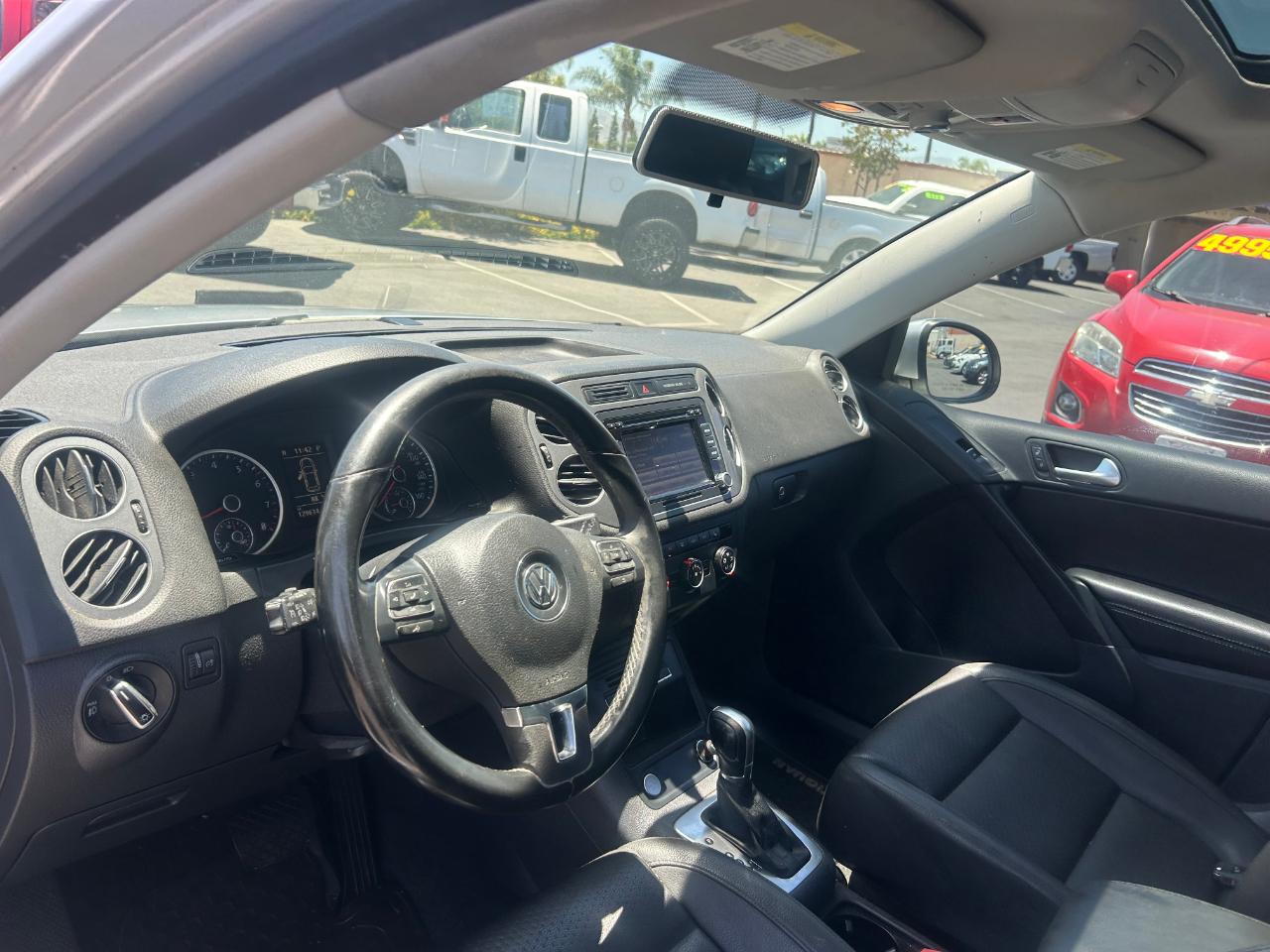 Volkswagen Tiguan 2WD 4dr Auto R-Line 2015