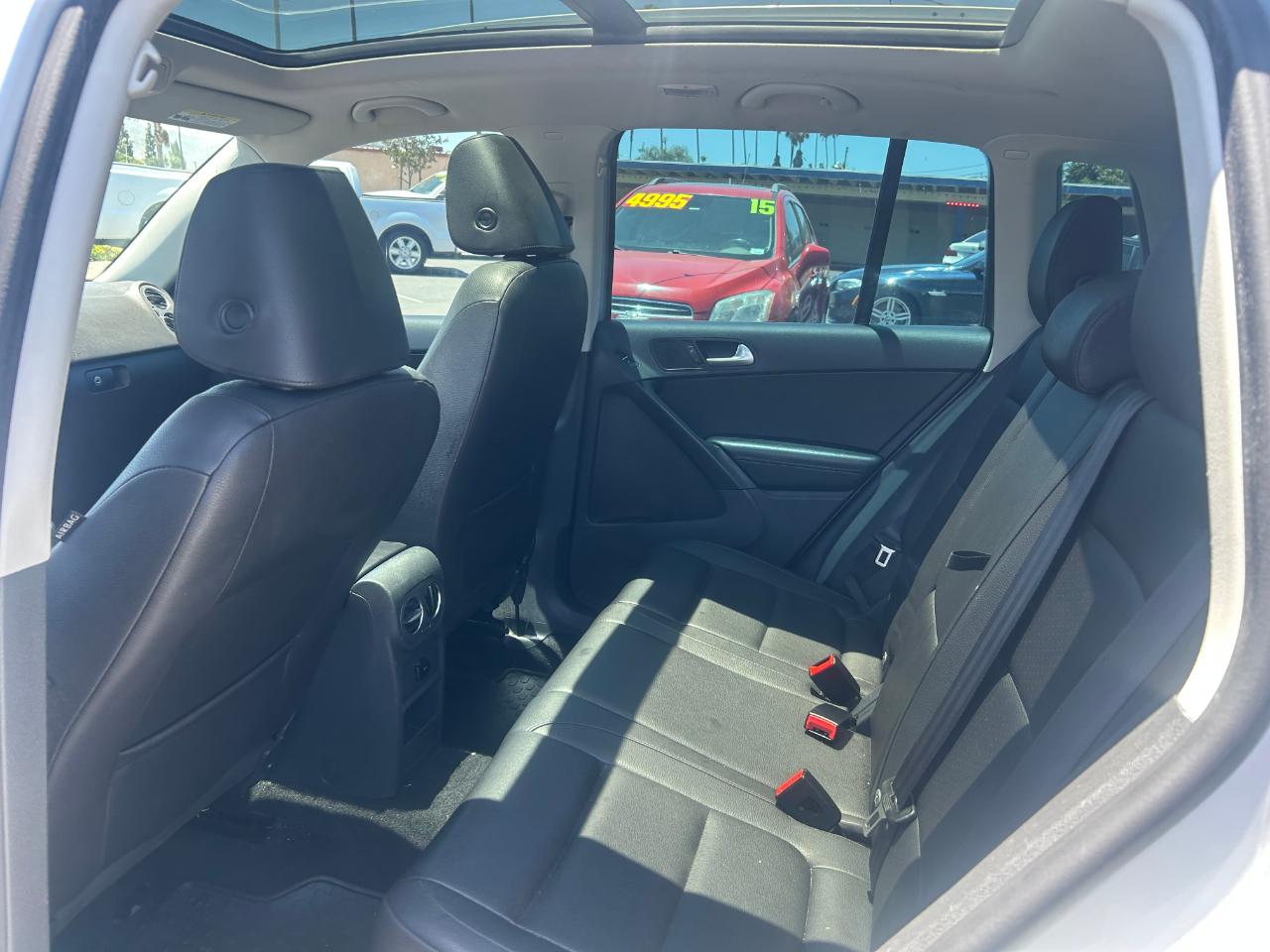 Volkswagen Tiguan 2WD 4dr Auto R-Line 2015