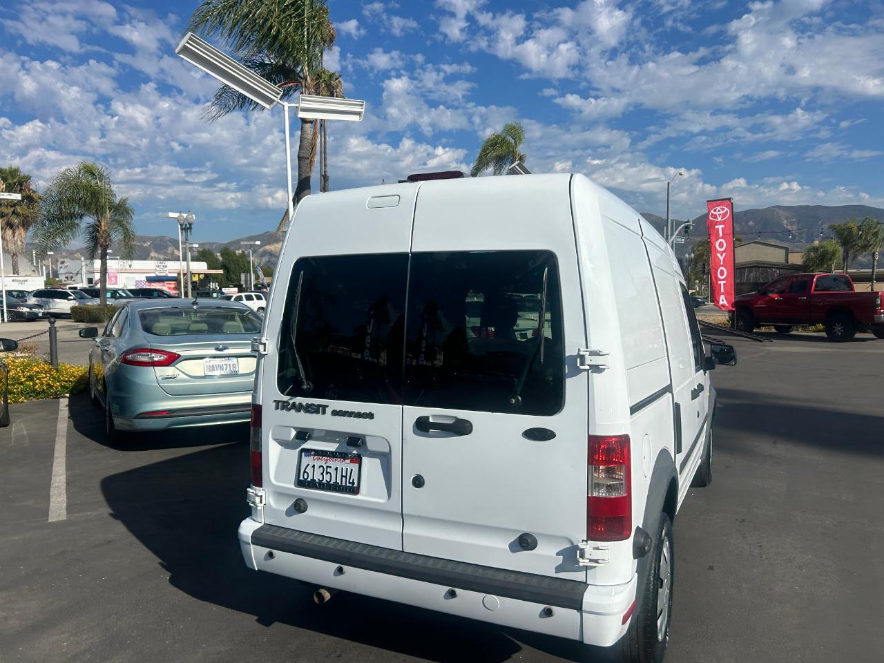 Ford Transit Connect 114.6" XLT w/rear door privacy glass 2011