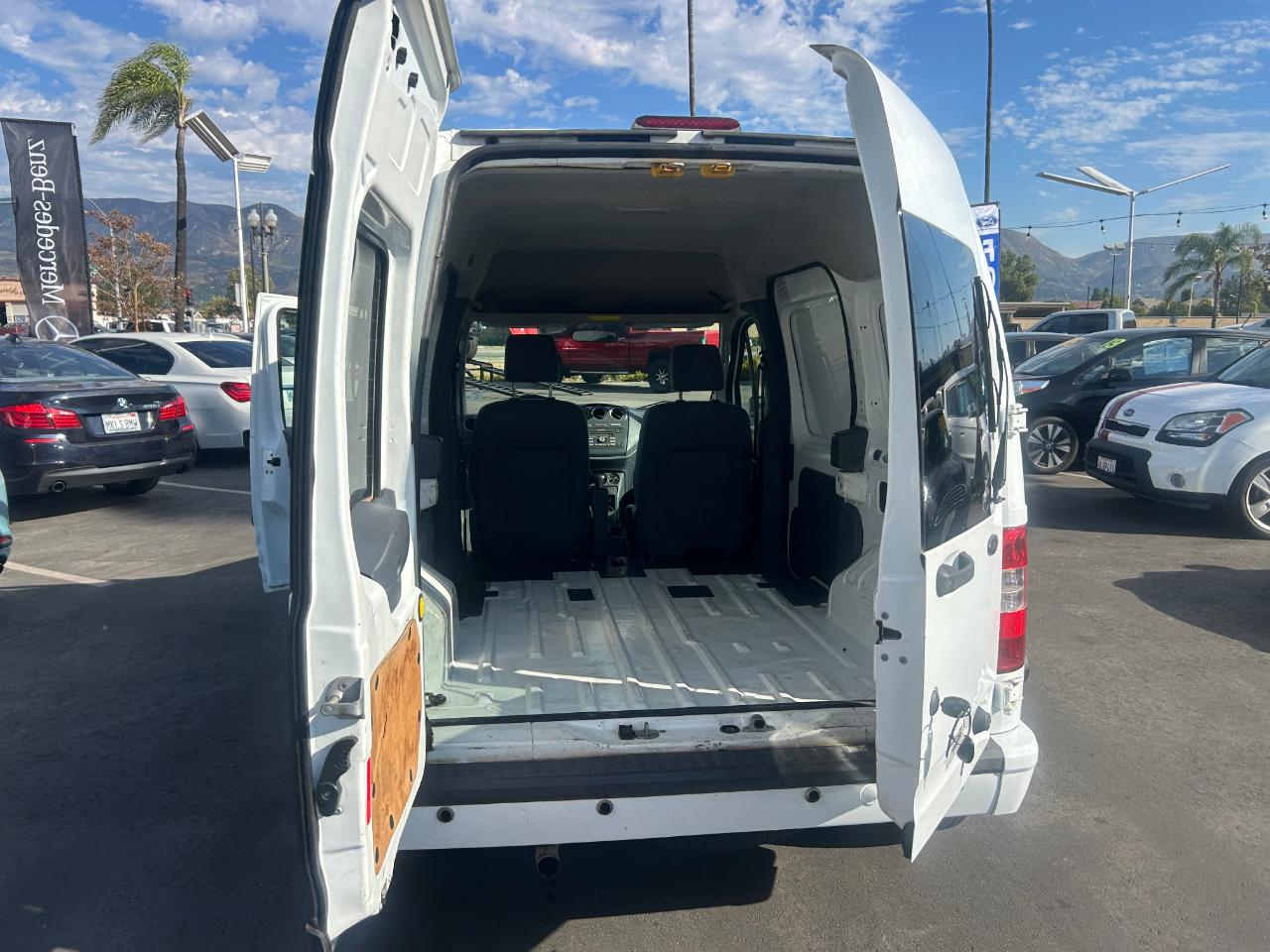 Ford Transit Connect 114.6" XLT w/rear door privacy glass 2011