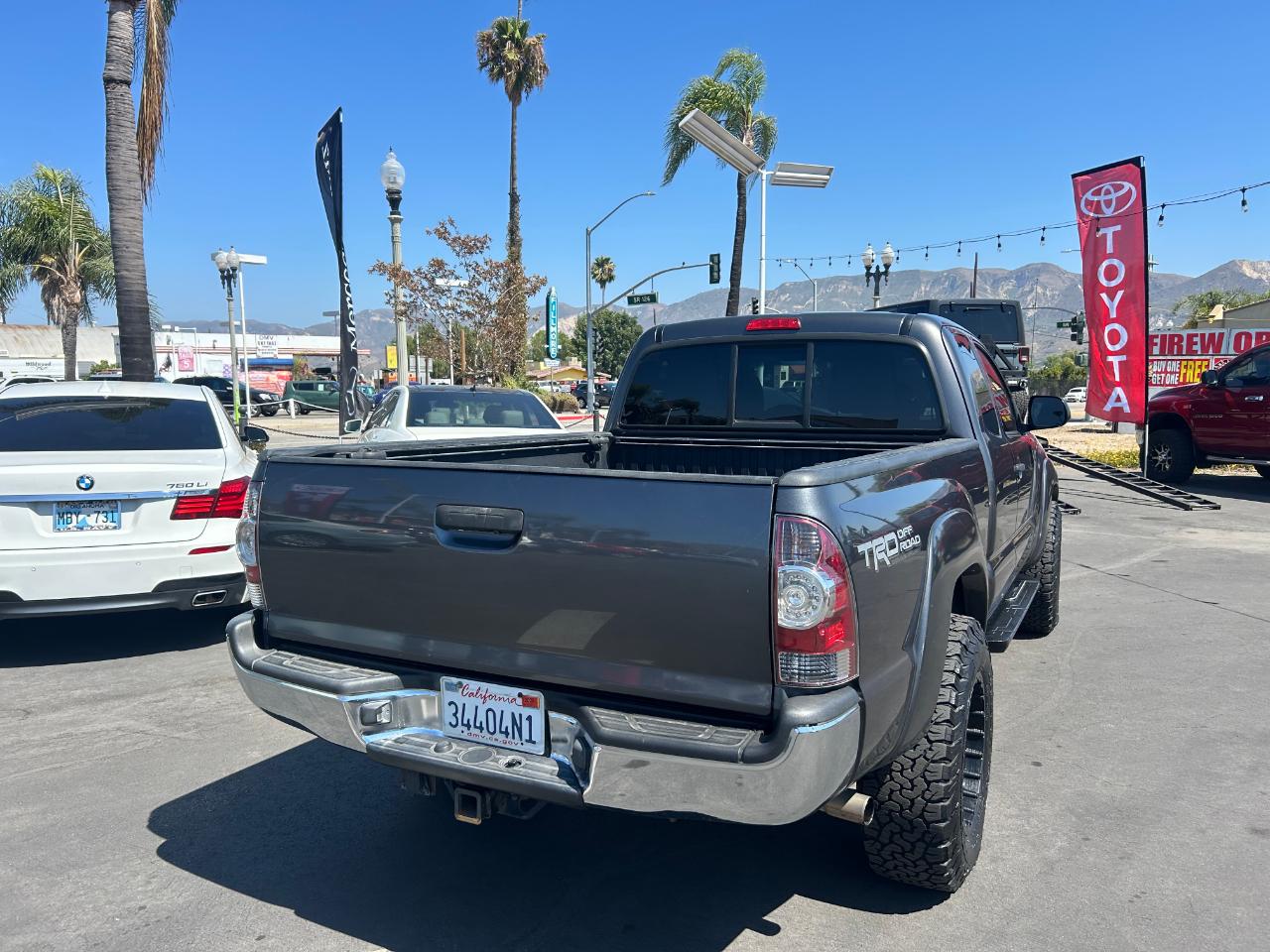 Toyota Tacoma 2WD Access Cab V6 AT PreRunner (Natl) 2013