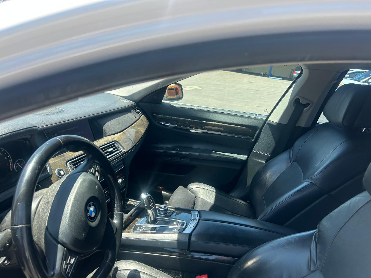 BMW 7-Series 750Li 2012