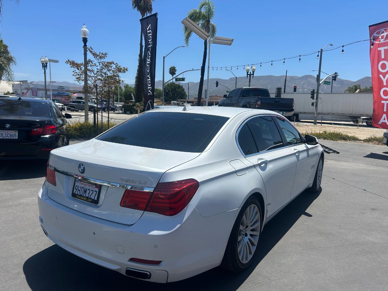 BMW 7-Series 750Li 2012