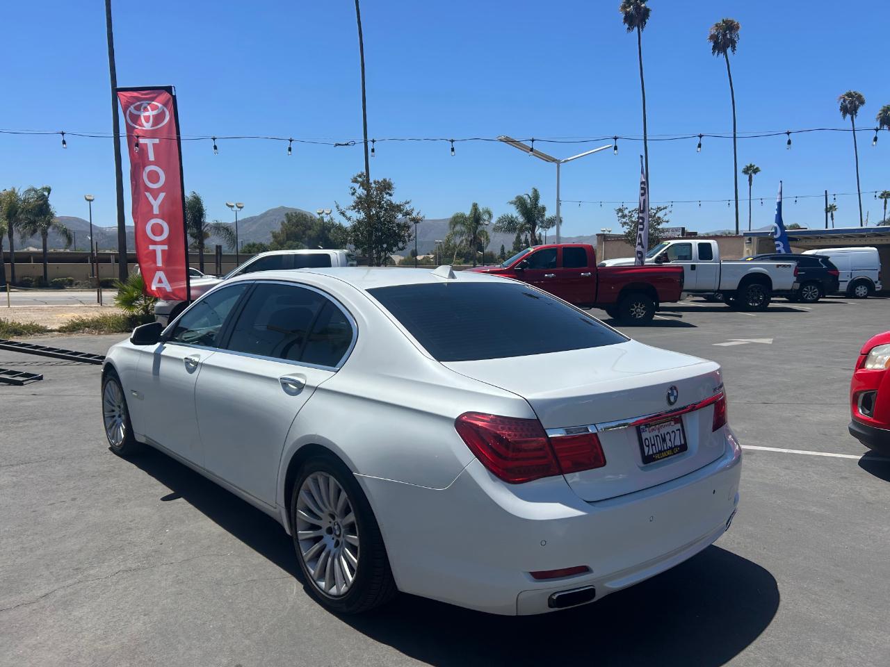 BMW 7-Series 750Li 2012