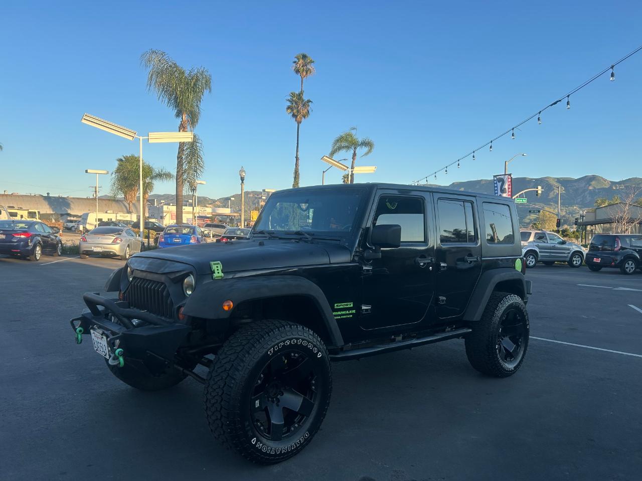 Jeep Wrangler Unlimited Sport RWD 2010
