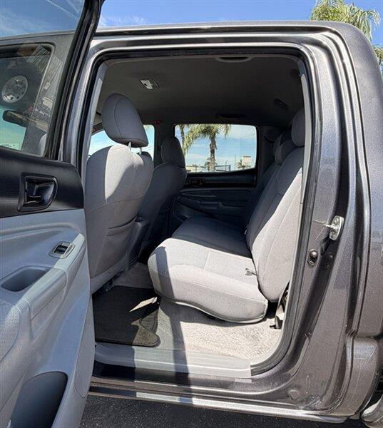 Toyota Tacoma 4WD  2011