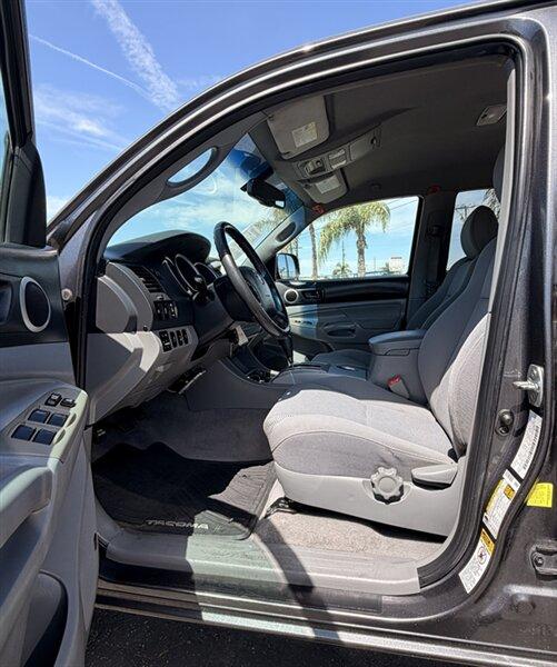 Toyota Tacoma 4WD  2011